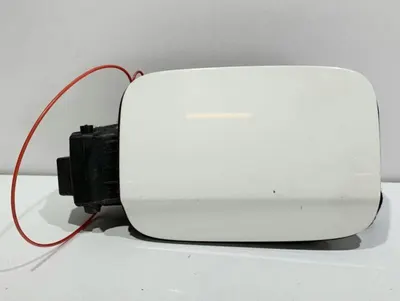 Capac / usa rezervor cu actuator / motoras culoare alb - lb9a 8S0862153 Audi Q3 (2011-2017) [8U]