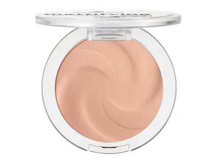 Essence Mattifying Compact Powder 04