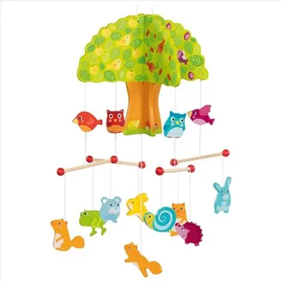 Carusel cu figurine din lemn, pentru bebelusi, Casuta din copac