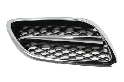 Grila radiator Dreapta potrivit NISSAN PRIMERA 1.6-2.0D 1996-2002 pana in 2002 - (crom/negru)