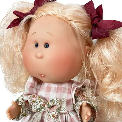 Papusa artizanala - Mia cu par blond si fundite rosii (miros de vanilie)