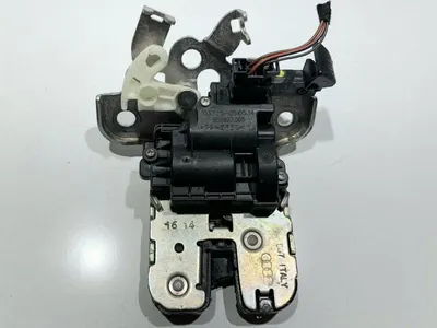 Broasca capota spate 5E0827505 Skoda Octavia 3 (2013-2017 )