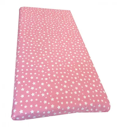 Cearsaf cu elastic pe colt 140x70 cm Stelute albe pe roz
