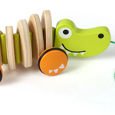 Jucarie de tras din lemn Hape - Crocodil