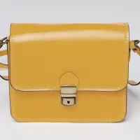 Geanta crossbody galben mustar din piele naturala, tip postas