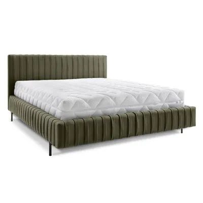 Pat matrimonial verde tapițat cu spațiu de depozitare cu somieră 140x200 cm Plissa – ELTAP