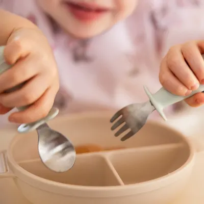 Set tacamuri pentru copii, lingurita si furculita din inox Babyono Albastru