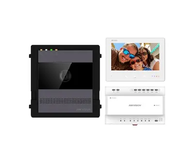 Kit videointercom IP Hikvision DS-KIS704EY/AL kit-ul contine: 1x DS- KH7300EY-WTE2/WH, 1x DS-KD-ACW1, 1x DS-KD7003EY-IME2/AL, 1x