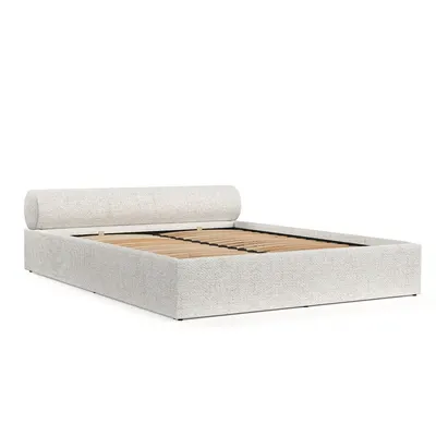 Pat matrimonial crem tapițat cu spațiu de depozitare cu somieră 180x200 cm Solvo – Maison de Rêve