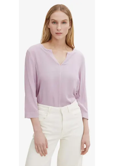 Bluza cu decolteu in V si maneci trei sferturi