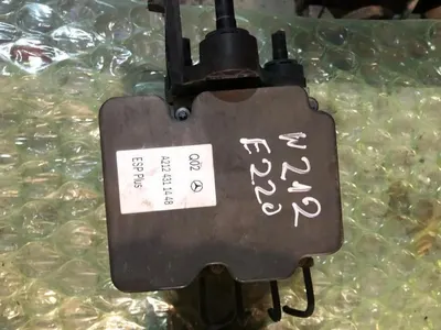 Pompa abs a2124311448 Mercedes E-Class (2009->) [W212]