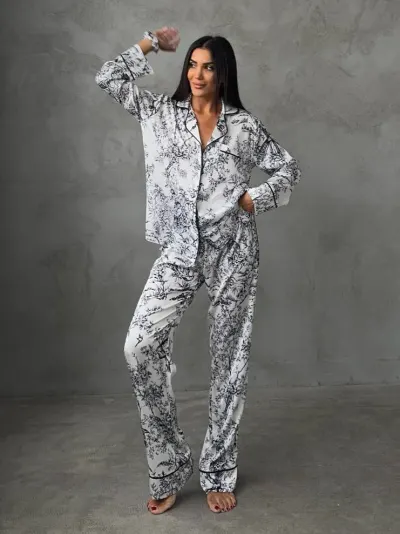 Set pijama dama din doua piese, cu nasturi – 2401693, Print floral negru/alb