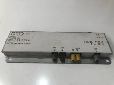 Amplificator antena 8e9035225p Audi A4 (2001-2004) [8E2, B6]