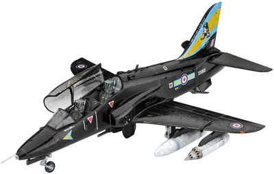Model asamblat Revell Militar : Avioane - BAe Hawk T.1