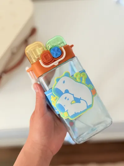 Termos pentru copii 2 in 1, cu Bareta, Plastic, Bleu, 580 ml MIX15031