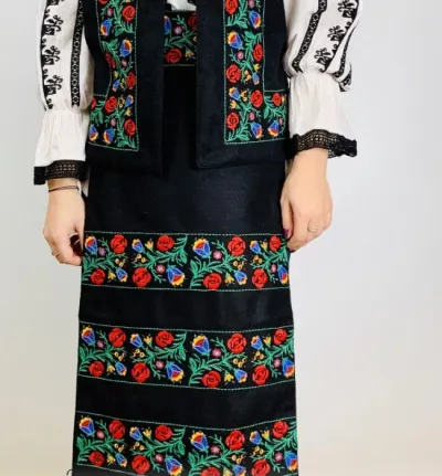 Fote cu broderie traditionala 6