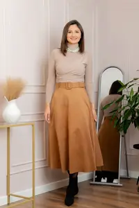 Fusta lunga clos Kristen din piele intoarsa ecologica cu centura in talie - Camel
