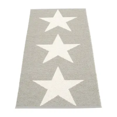 Covor tip traversă pentru interior și exterior gri deschis 70x150 cm Viggo Warm Grey – Pappelina