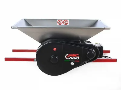 Zdrobitor Electric Mare din Inox pentru Struguri – Hopper 950×600 mm, Role Nylon 280 mm, 1500kg/ora