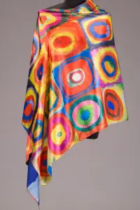 Esarfa dreptunghiulara cu doua fete, din matase, cu model inspirat dupa pictura lui Kandinski