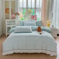 Lenjerie de Pat Premium, Bumbac 100%, cu Broderie si Volanase din Dantela, 4 Piese, Cearsaf cu Elastic, Bleu, Floricele