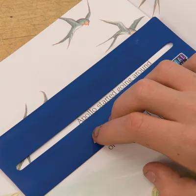 Instrument pentru urmărirea textului