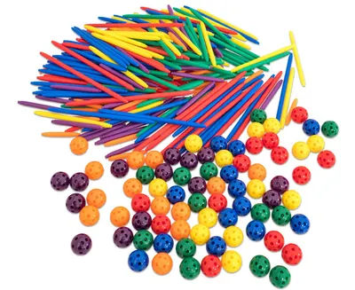 Set de construcție cu 330 de piese