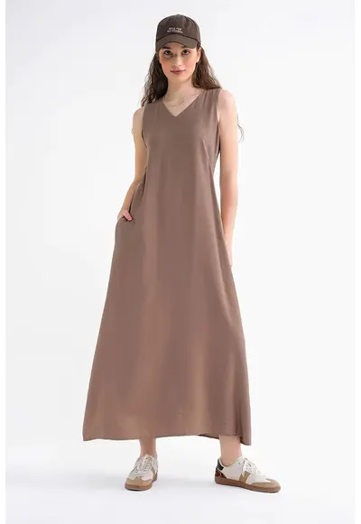 Rochie Maxi fara maneci - cu buzunare - maro - textil
