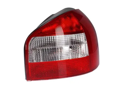 Stop tripla lampa spate dreapta potrivit AUDI A3 HATCHBACK 1996-1999 - (Semnalizator alb, culoare sticla: rosu)