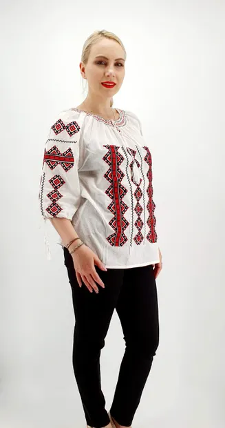 Ie Traditionala Arina