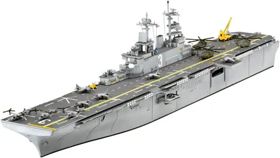 Model asamblat Revell Militar : Nave - transportator de asalt american