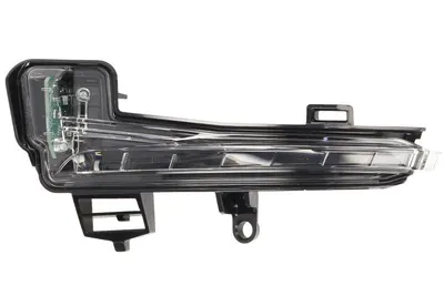 Semnalizator oglinda Stanga (LED) potrivit SKODA SUPERB III 1.4-2.0D 2015-2019