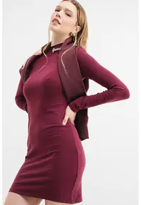 Rochie slim fit cu guler scurt - Violet tyrian