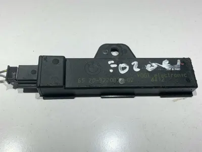 Amplificator antena 9220832 02 BMW Seria 5 (2010-2017) [F11]
