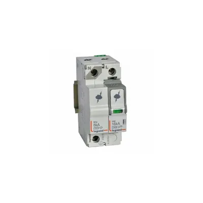 Descarcator SPD - protection of main distribution board - T1+T2 - limp 8 kA/pole - 1P+N left