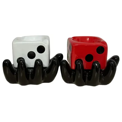 Scrumieră ceramică engros Mână cu zar,culori mixt ,11x8cm