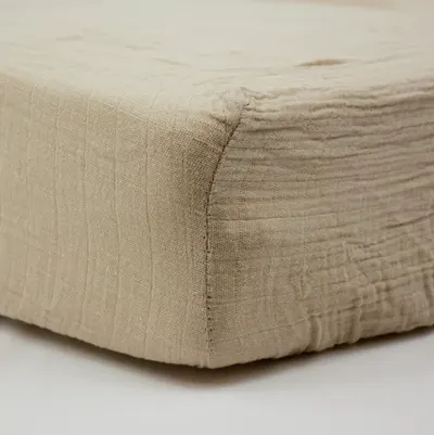 Cearșaf din muselină cu elastic Little band - 60x120 cm, Moka