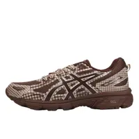 Gel-Venture 6 Story mfg. Reddish Brown