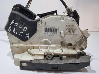 Broasca usa dreapta fata 5K1837016B Skoda Rapid (2012-2017)
