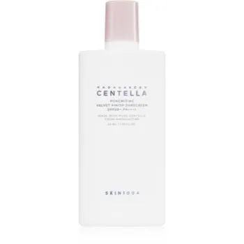 SKIN1004 Madagascar Centella Poremizing Velvet Finish Sunscreen crema de soare pentru fata pentru ten gras