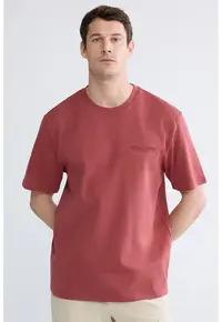 Tricou cu decolteu la baza gatului - Caramiziu