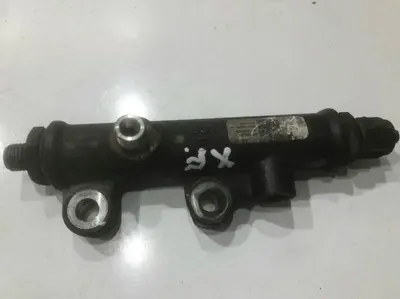 Rampa injectie de legatura 4R8Q-9CD66-AE Land Rover Discovery 3 (2004-2009) 2.7 tdv6 AJD7G