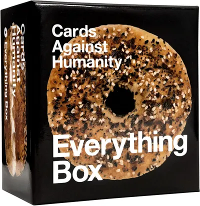 Extensie pentru jocul de societate Cards Against Humanity - Everything Box