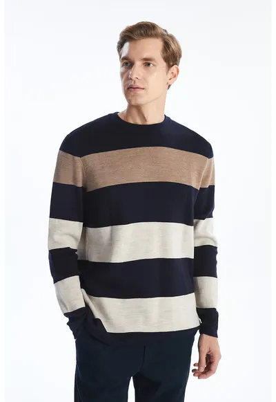 Pulover regular fit din bumbac - Albastru ultramarin/Maro deschis