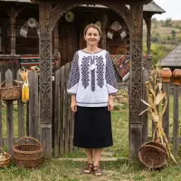 Ie Traditionala Madalina