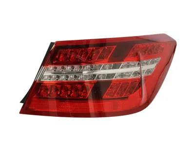 Stop tripla lampa spate dreapta ( exterior , LED, Semnalizator alb, culoare sticla: rosu) MERCEDES Clasa E 2009-2013