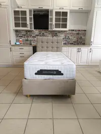 Pat Sindy 90x 200 Cm + Saltea Personalizabil pe Culori si Dimensiuni