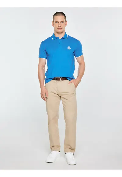 Tricou polo cu detaliu brodat
