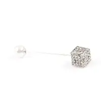 Brosa ac cu perla si decor cubic
