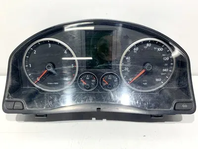 Ceasuri bord anglia 5N0920970D Volkswagen Tiguan (2007-2011) 2.0 tdi CBAB